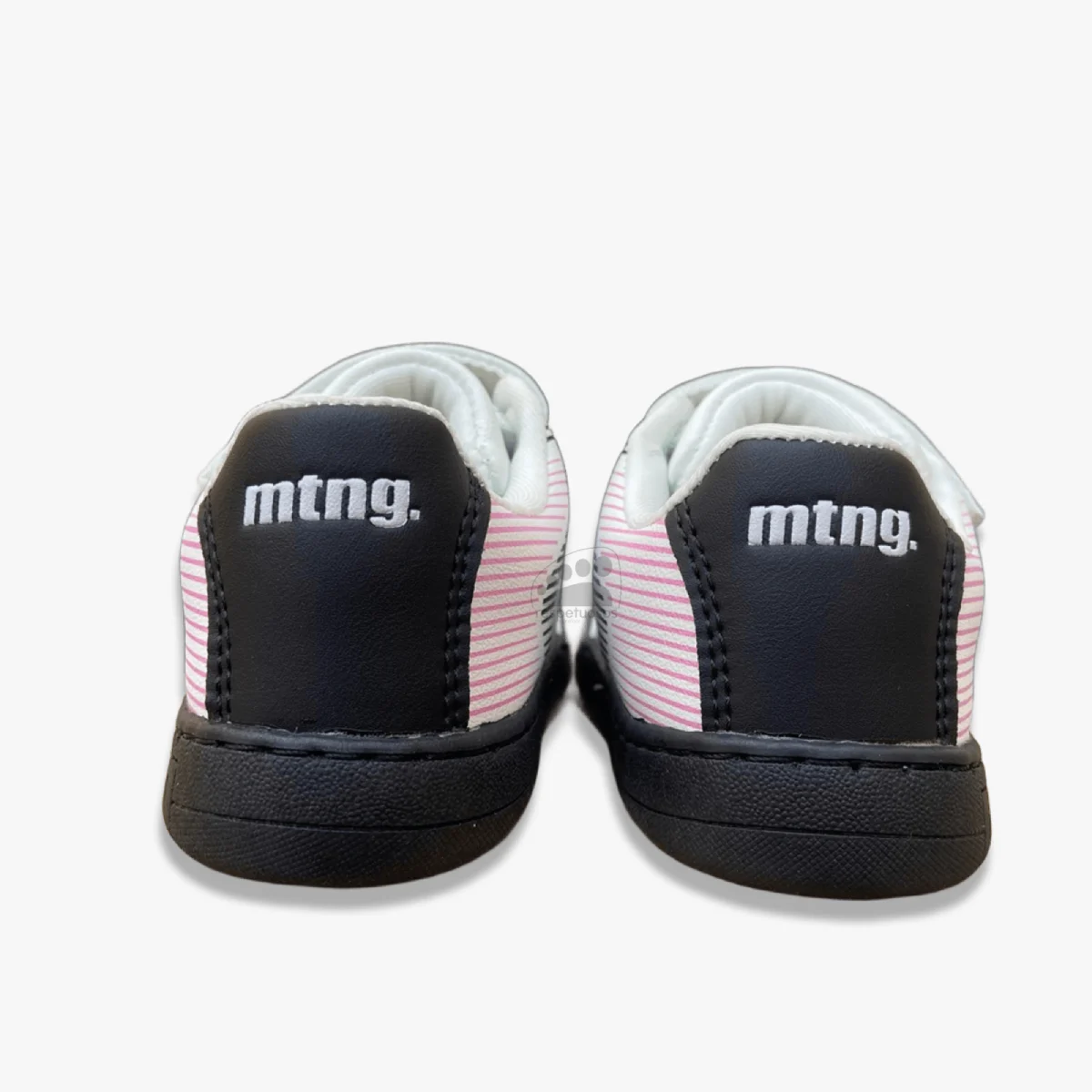 Mustang Free 49320 Blanco / Negro