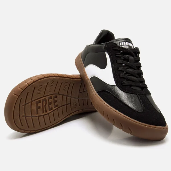 Mustang Free 84806 JYM Negro