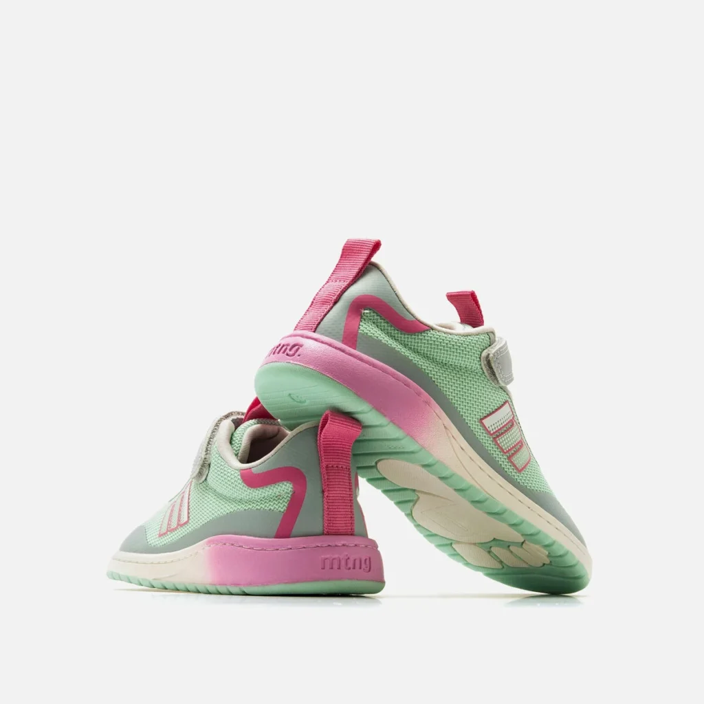 Mustang Free 49045 Aguamarina